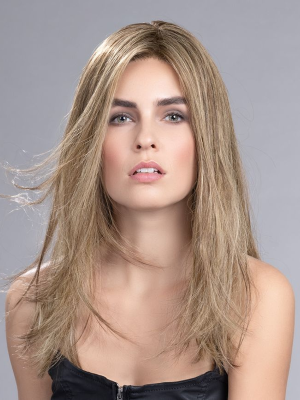 Lovely and light synthetic hairpiece for a natural look in your favourite colour.